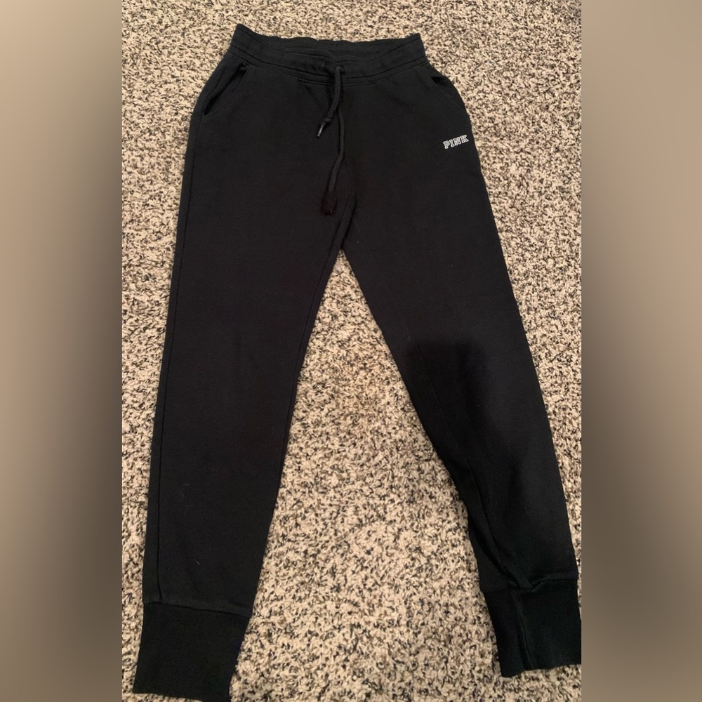 PINK … joggers 🏃‍♀️ .. size XS